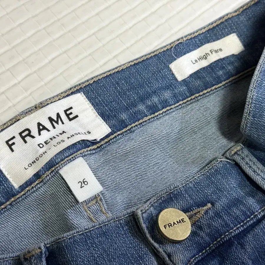 FRAME DENIM 청바지 사이즈 26 떨이급 판매