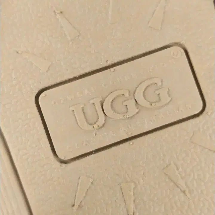 245 UGG 어그 양털슬리퍼 겨울신발