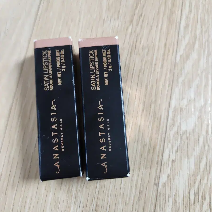 Anastasia Beverly Hills - 새틴 립스틱 - 헤이즈