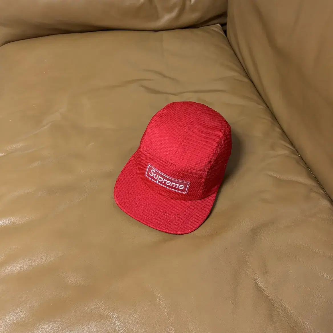 Supreme 슈프림 레드 캠프캡 모자 (Acrylic Logo Red)