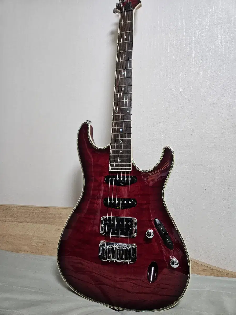 아이바네즈 IBANEZ SA360QM 슈퍼스트랫 일렉기타