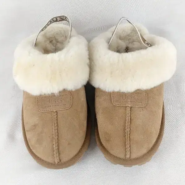 245 UGG 어그 양털슬리퍼 겨울신발