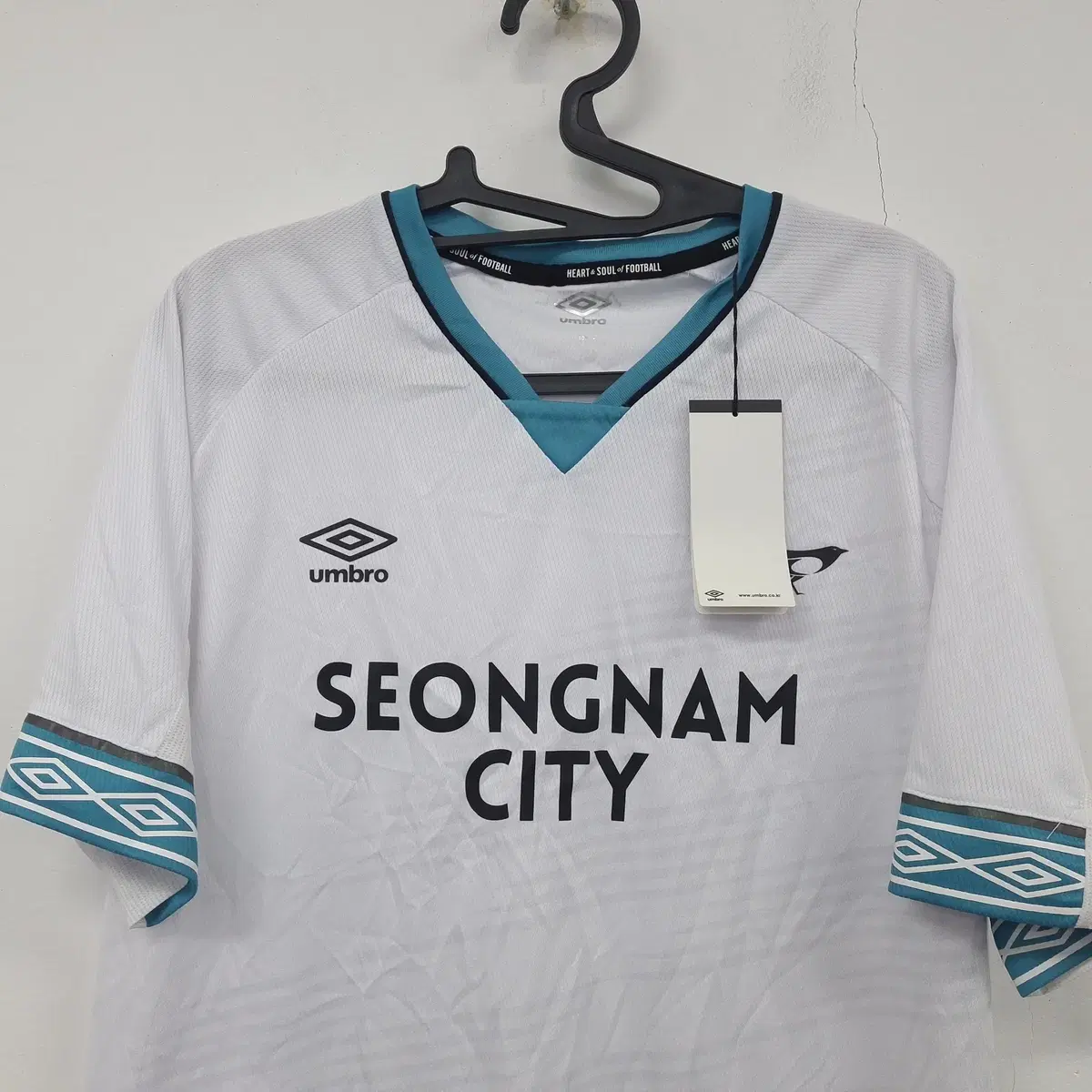 성남FC 19 새상품 노마킹 엄브로 유니폼 105 XL