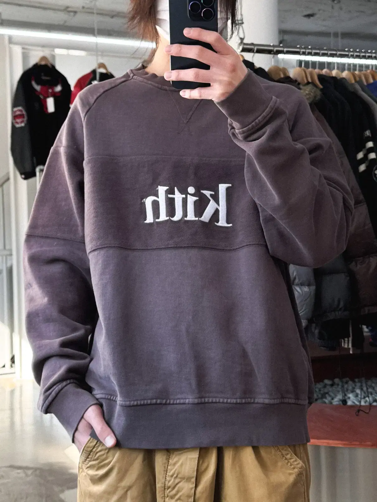 Kith 18F/W 판넬드 윌리엄스 크루넥 스웻 셔츠