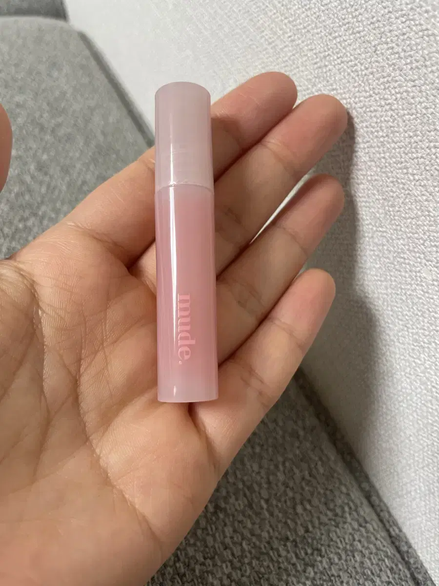 New) Mu's Muted Pink Aurora Pearl Glossy Lip Tint