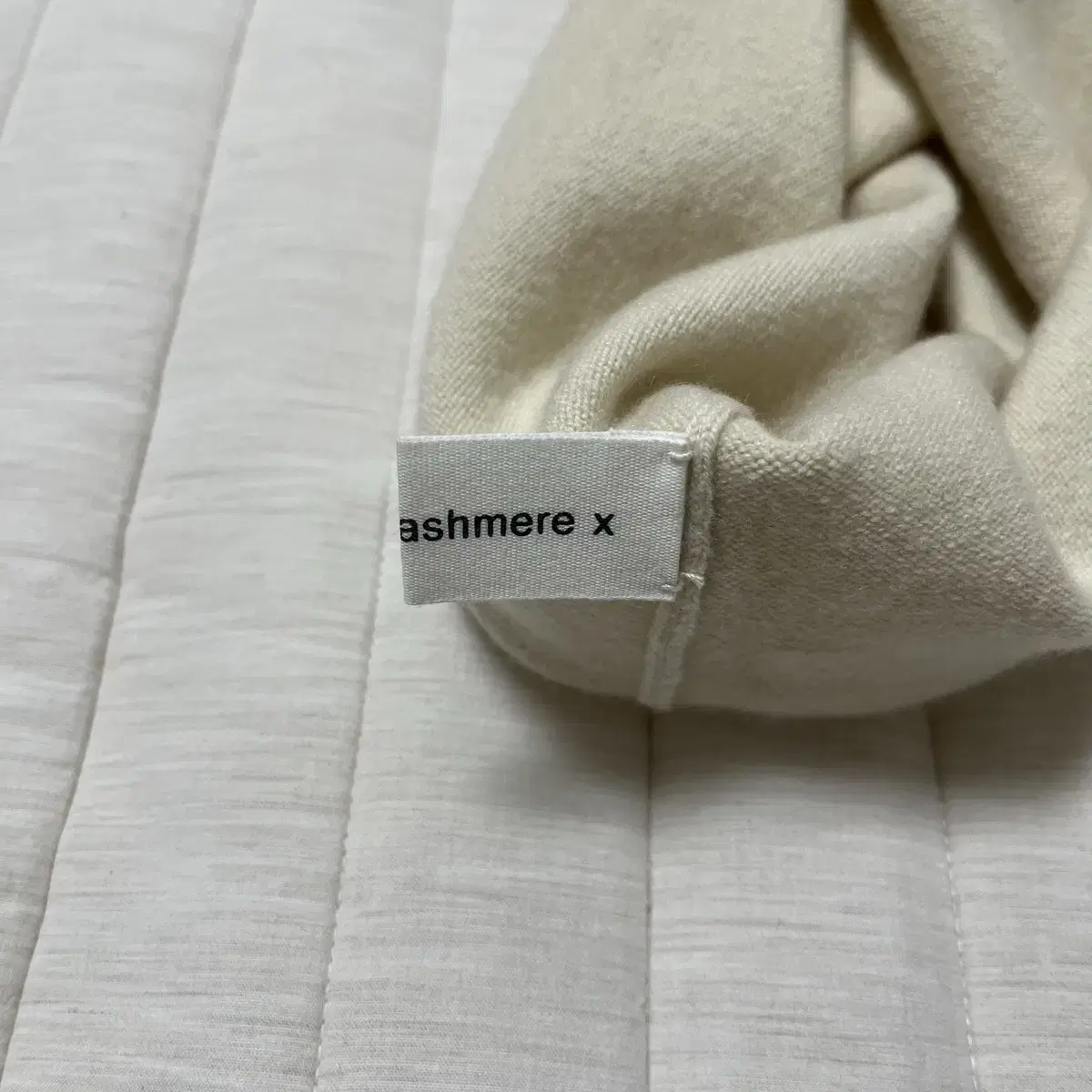 extreme cashmere 비니 에크루