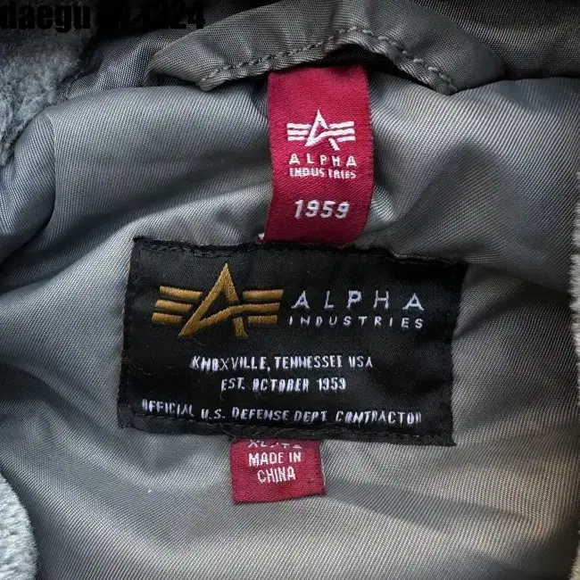 XL ALPHA INDUSTRIES JACKET 알파 인더스트리 자켓