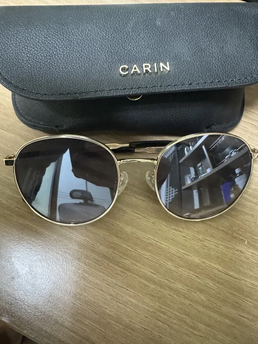 CARIN 선글라스