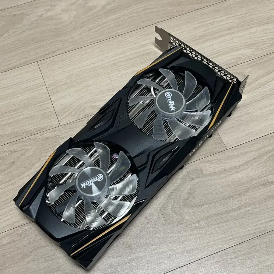 이엠텍 RTX3060 LHR 12GB 그래픽카드 팝니다