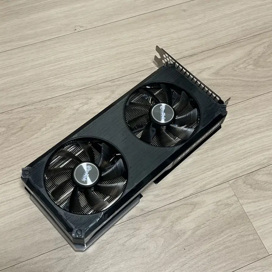 이엠텍 rtx3060 dual 12GB 그래픽카드팝니다