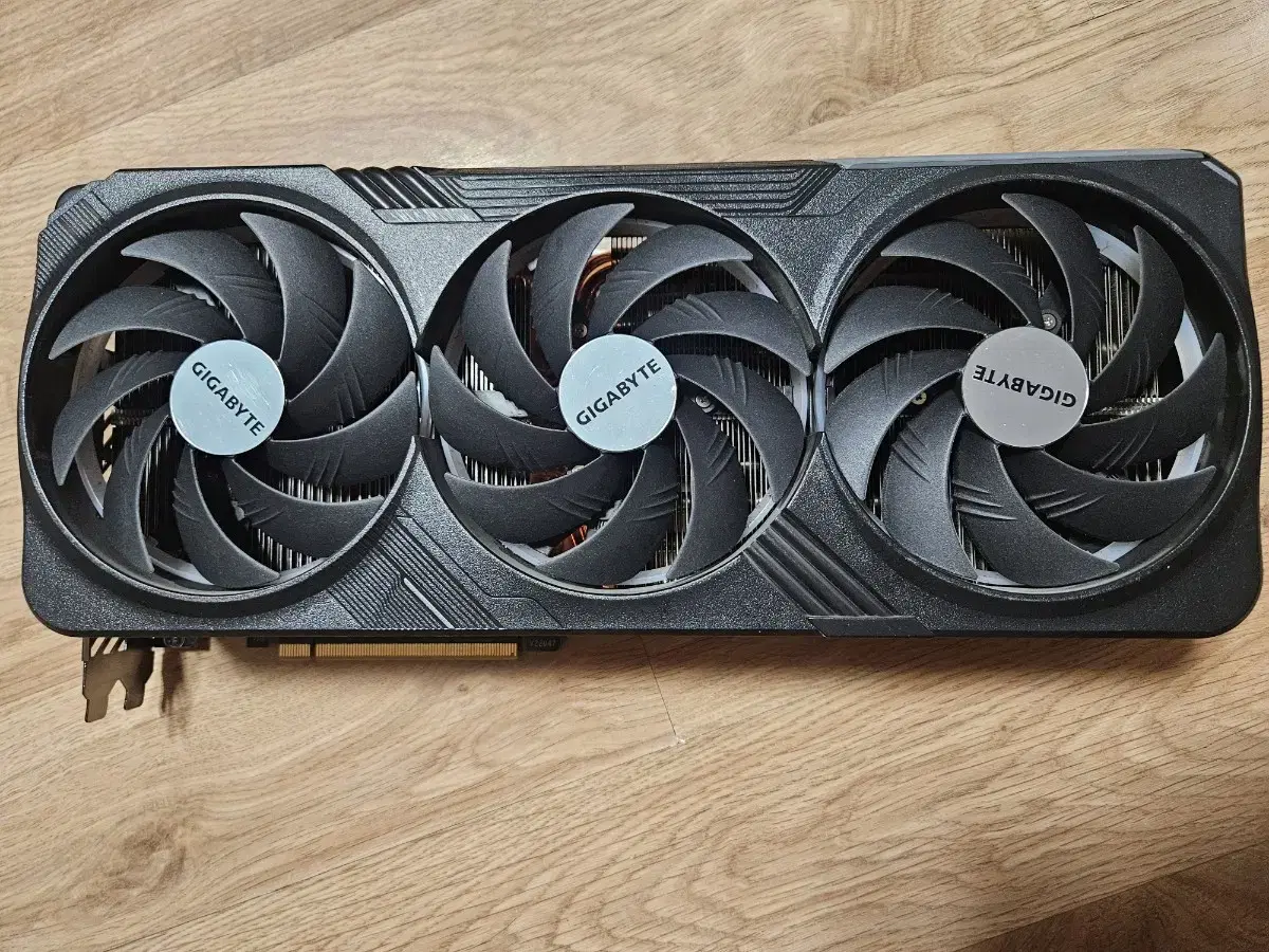 RTX4080 게이밍OC