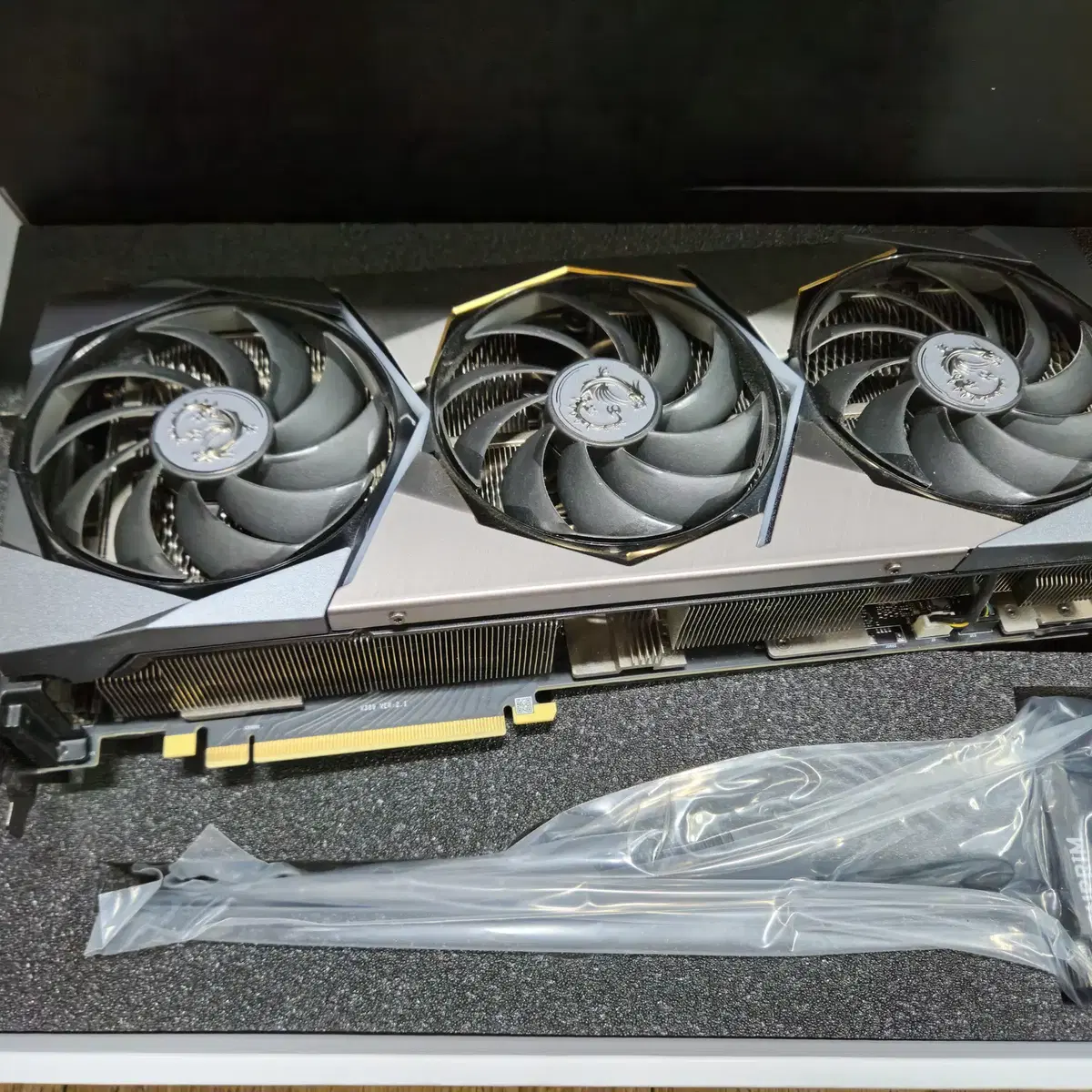 MSI RTX 3080TI Suprim X 슈프림 X 판매합니다.