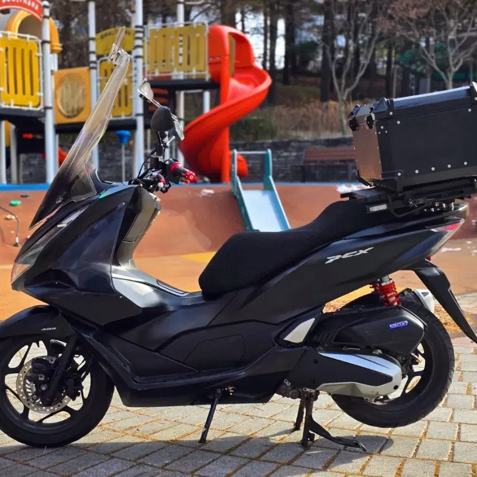 22년식 PCX125 ABS 배달세팅 팝니다.