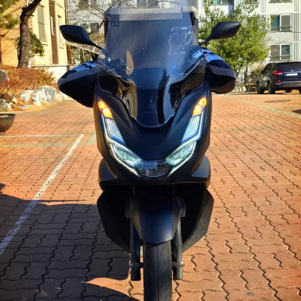 23년식 PCX125 ABS 배달세팅 1만키로 팝니다