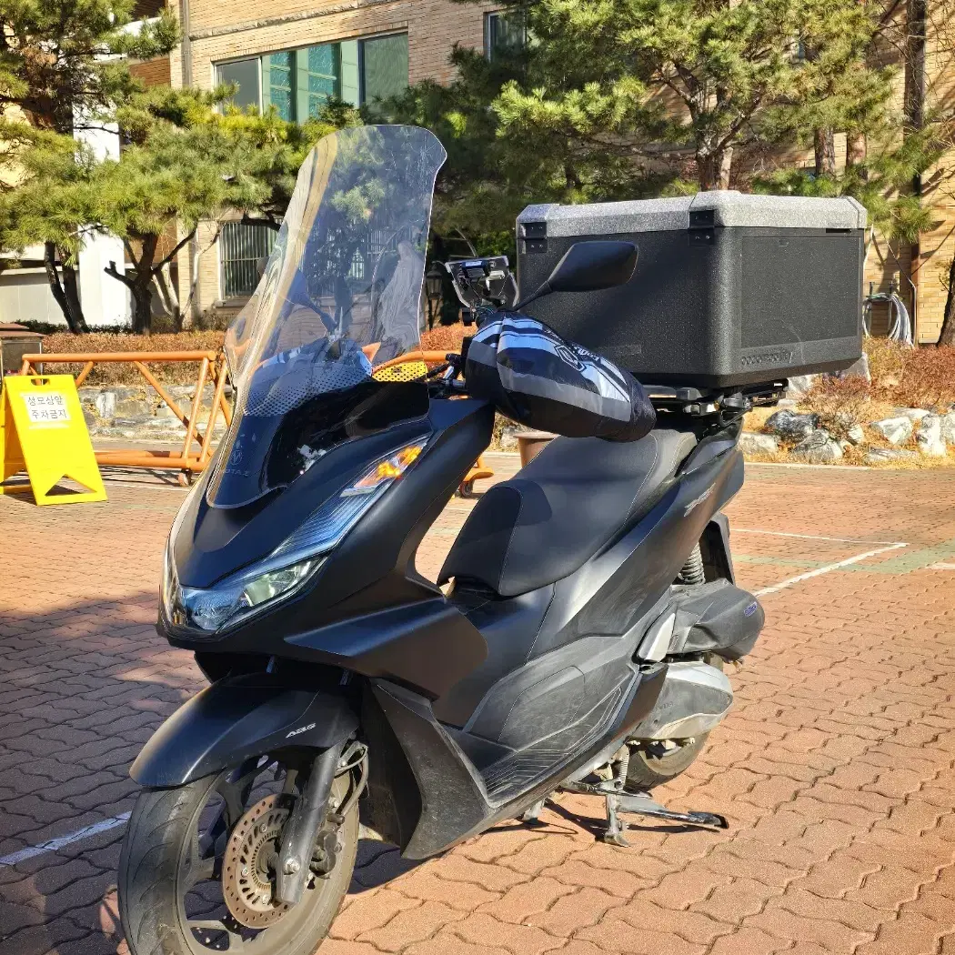 23년식 PCX125 ABS 배달세팅 1만키로 팝니다