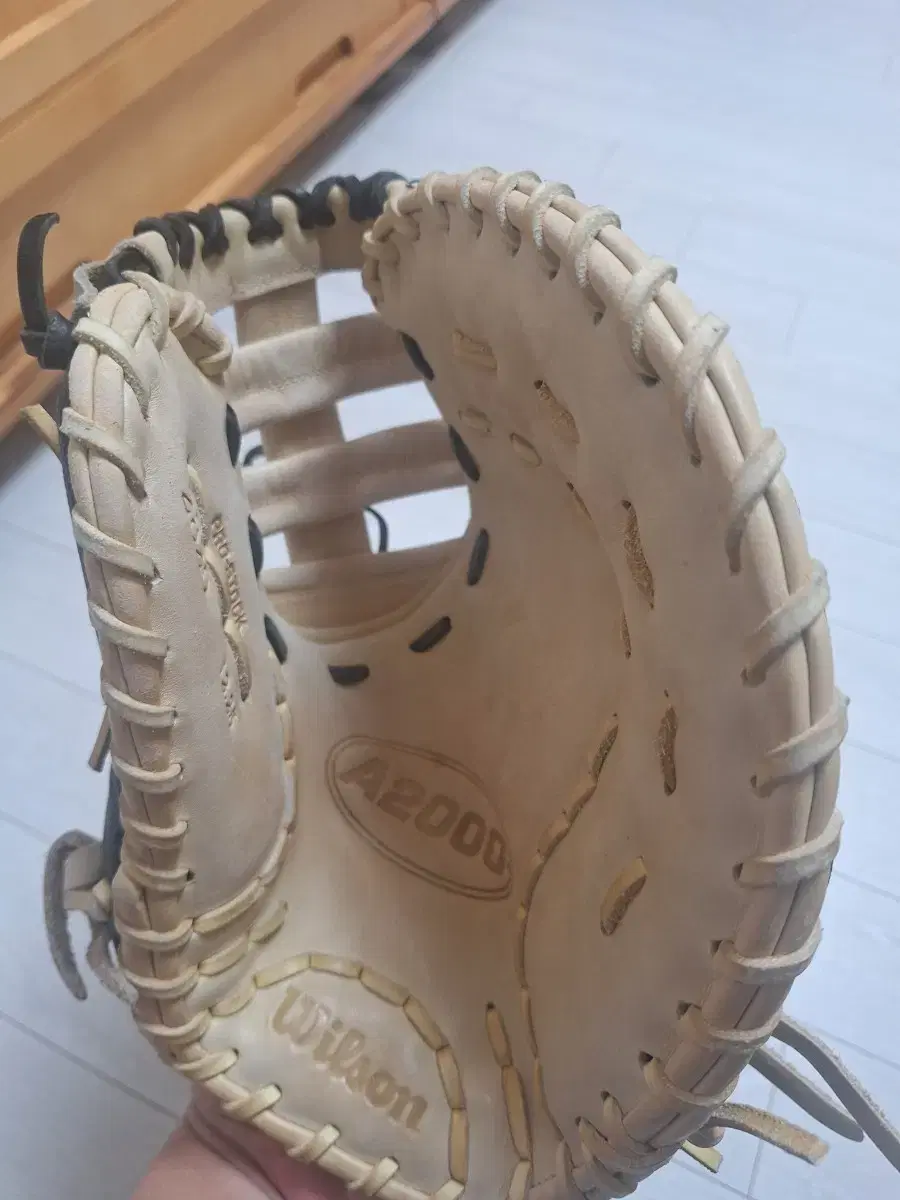 Wilson A2000 1Light