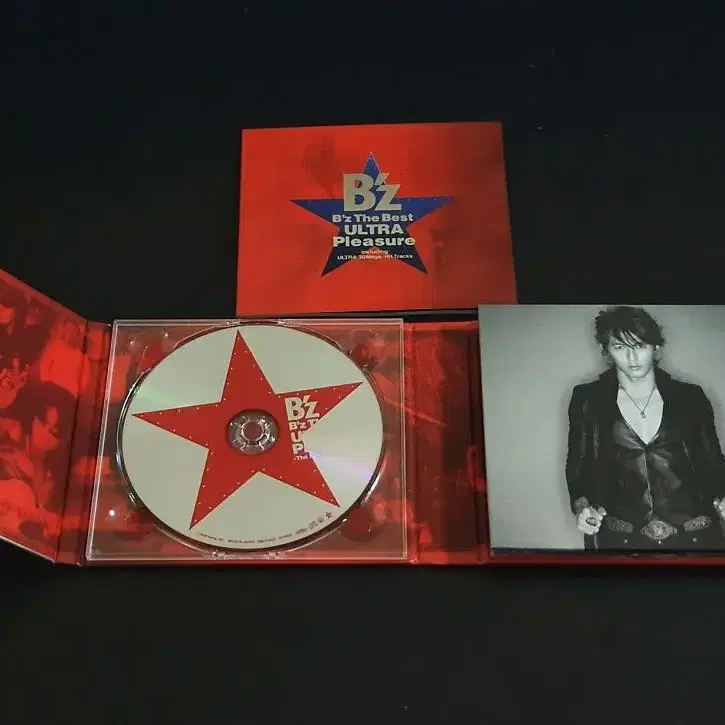 B'z 비즈 앨범 Ultra Pleasure (2CD+DVD) 베스트음반