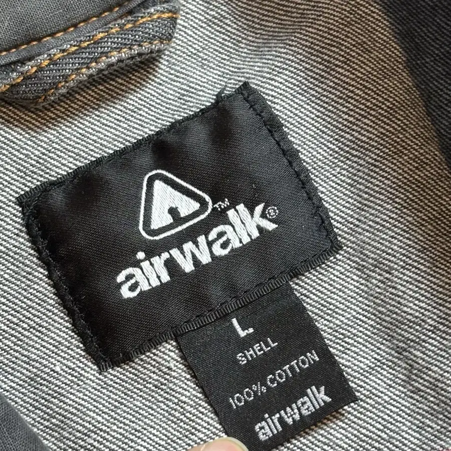 airwalk 흑청 조끼