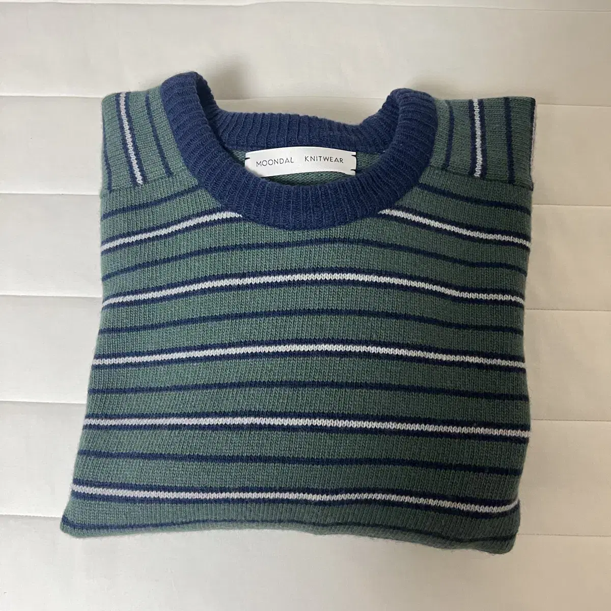 문달 Pencil Stripe Knit in Green(S사이즈)