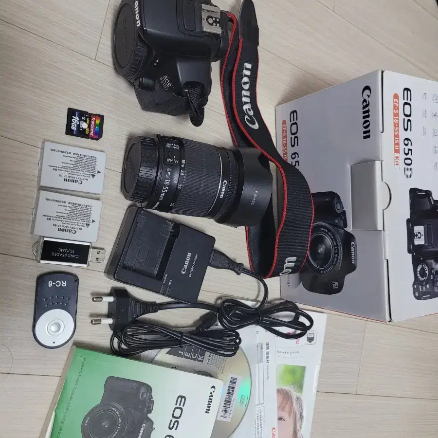 캐논 DSLR 카메라 EOS 650D 와 18-55 STM 세트