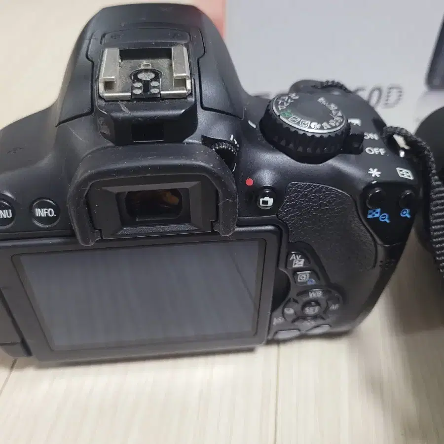 캐논 DSLR 카메라 EOS 650D 와 18-55 STM 세트