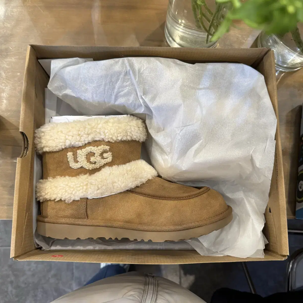 미국 UGG 어그 울트라 미니 플러프 체스트넛 240 US6