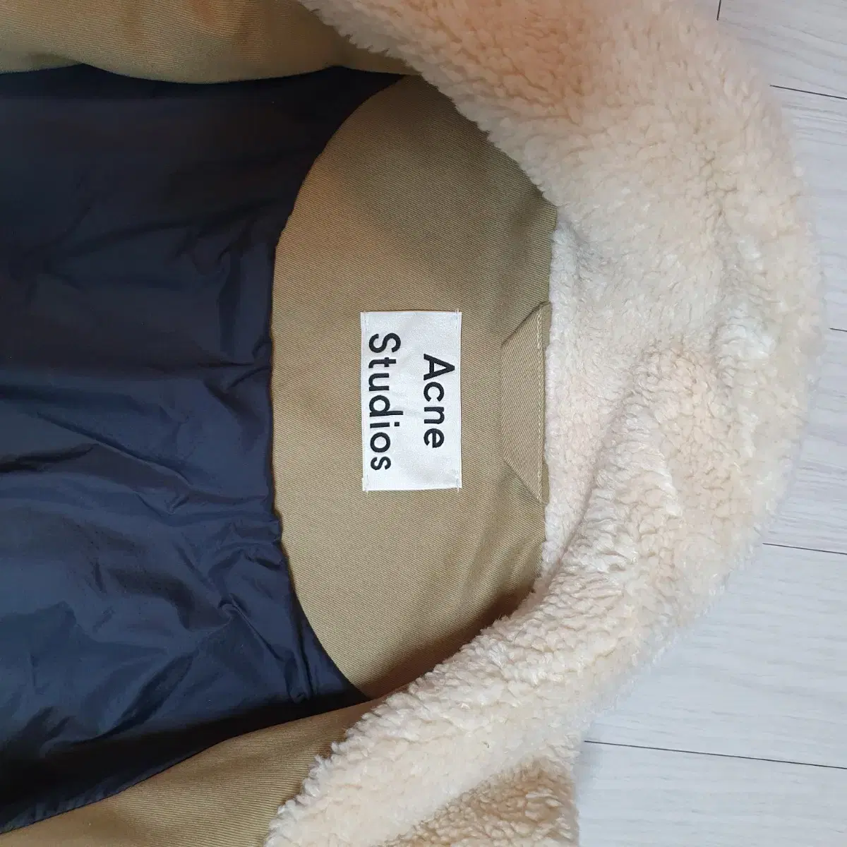 [50] Acne studio teddy Fleece over 극미중고