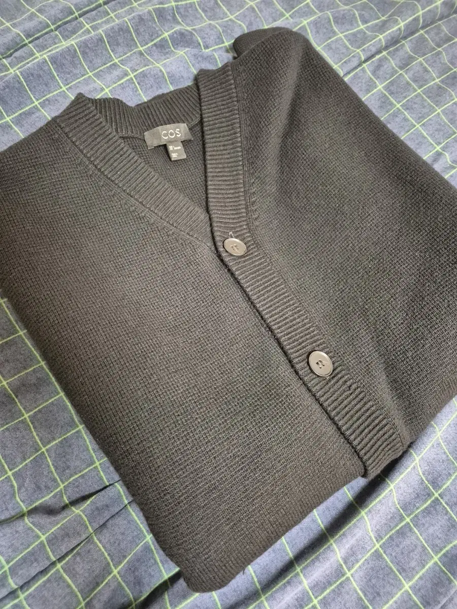 [Sell] COS Men's Cardigan L