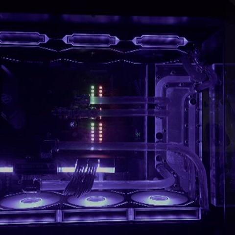 5700x3d rtx 3080ti  커스텀수냉 컴퓨터 판매합니다.