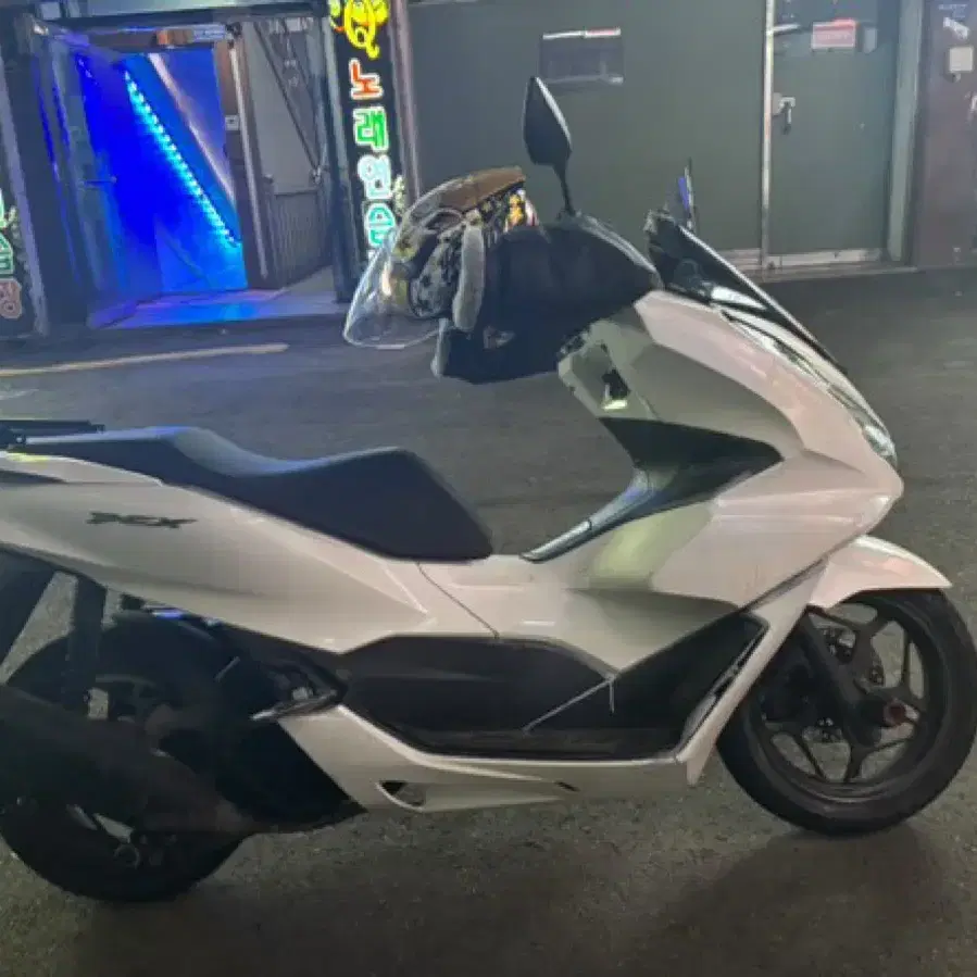 pcx125 21년식