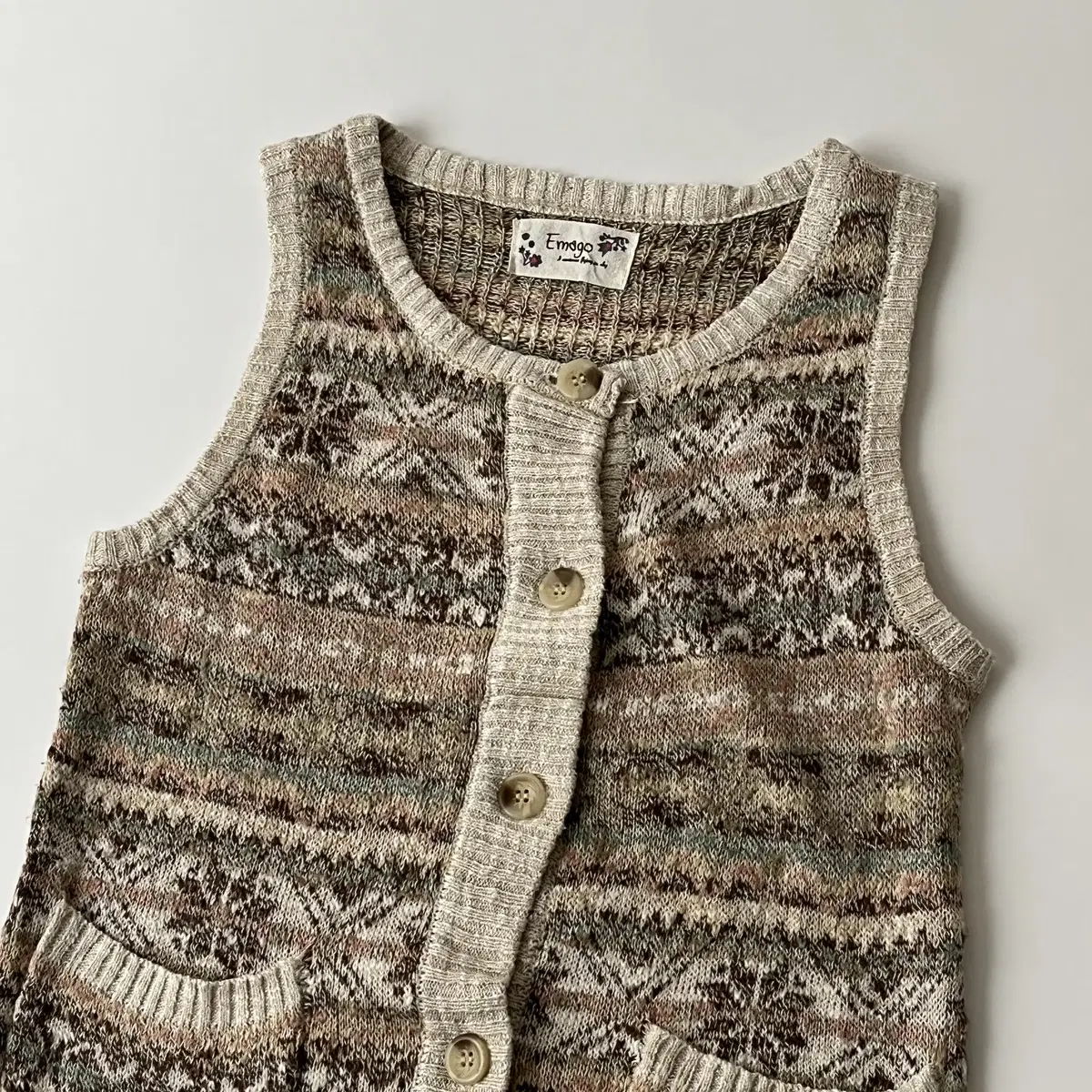 EMAGO knit vest