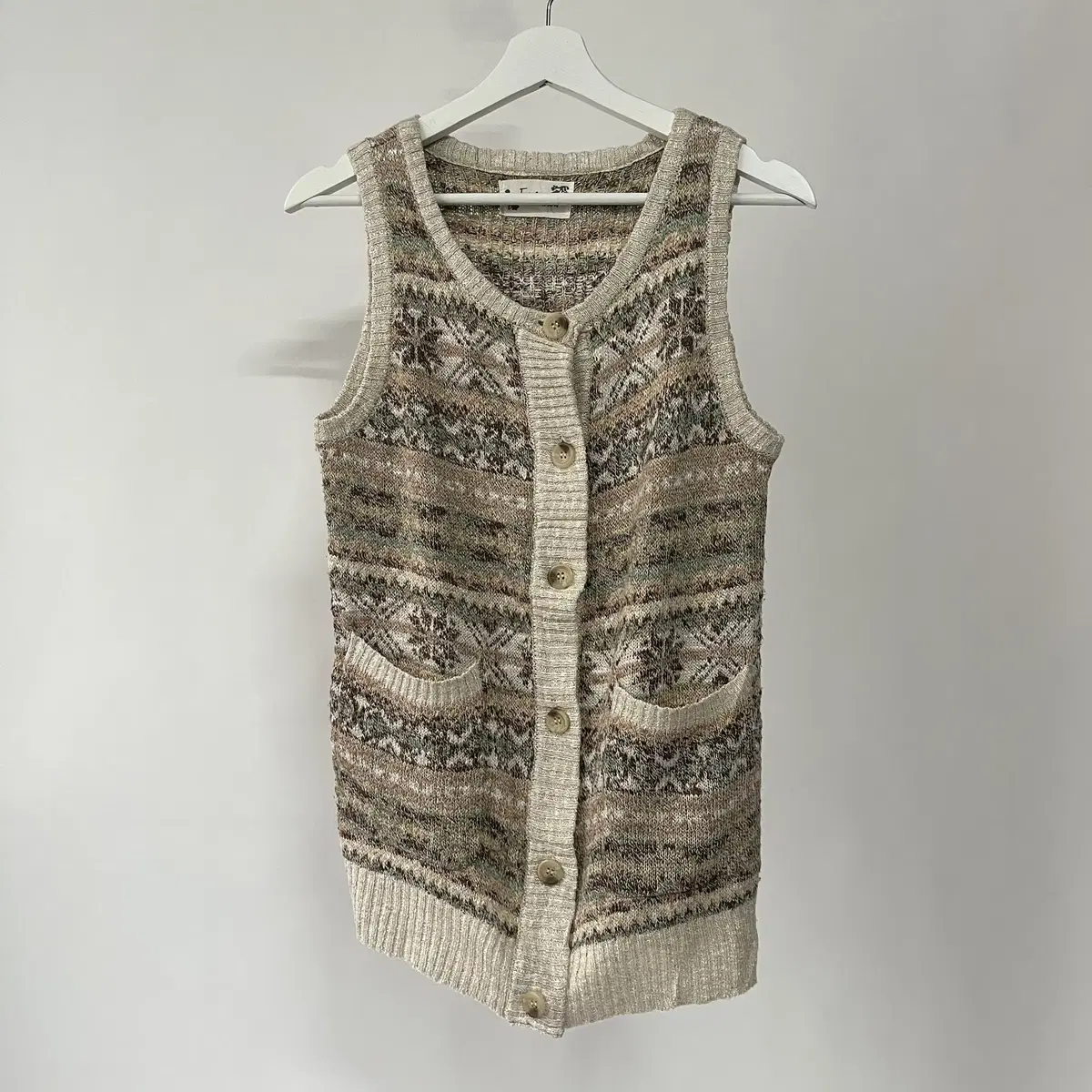 EMAGO knit vest