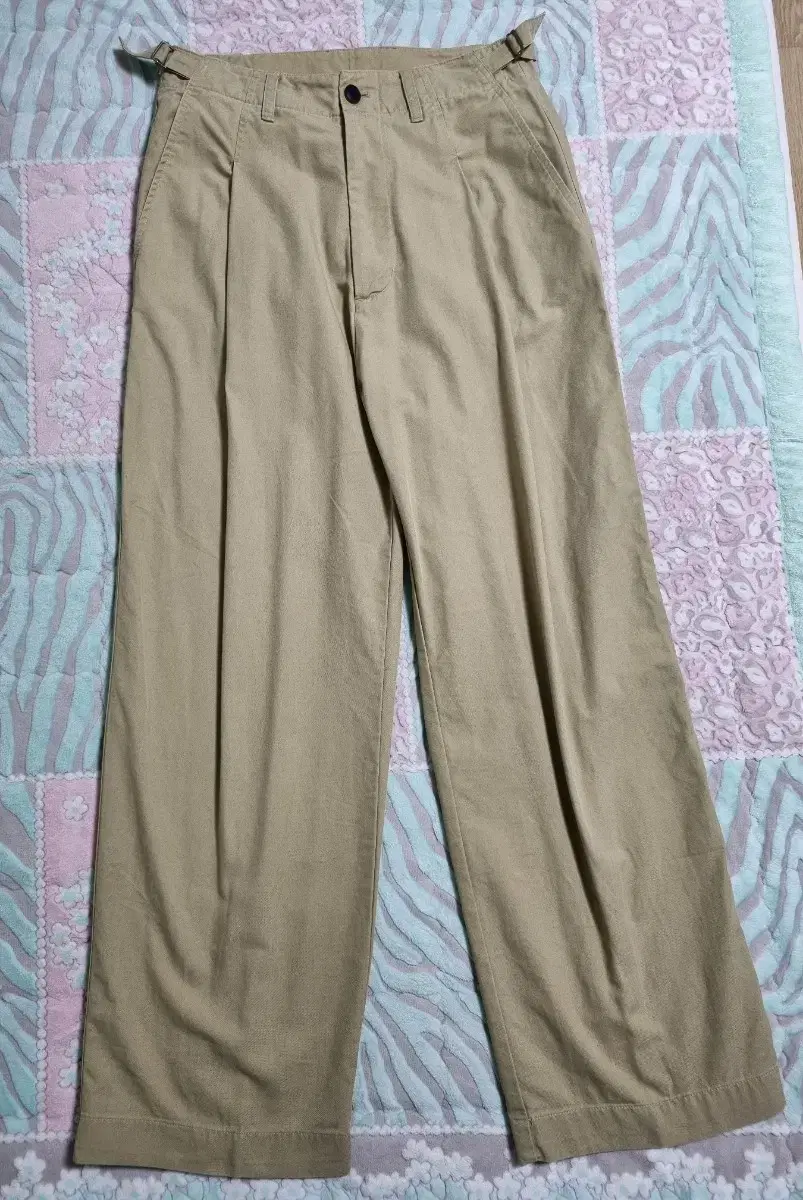 해칭룸 vtg deep pleats trousers beige [S]