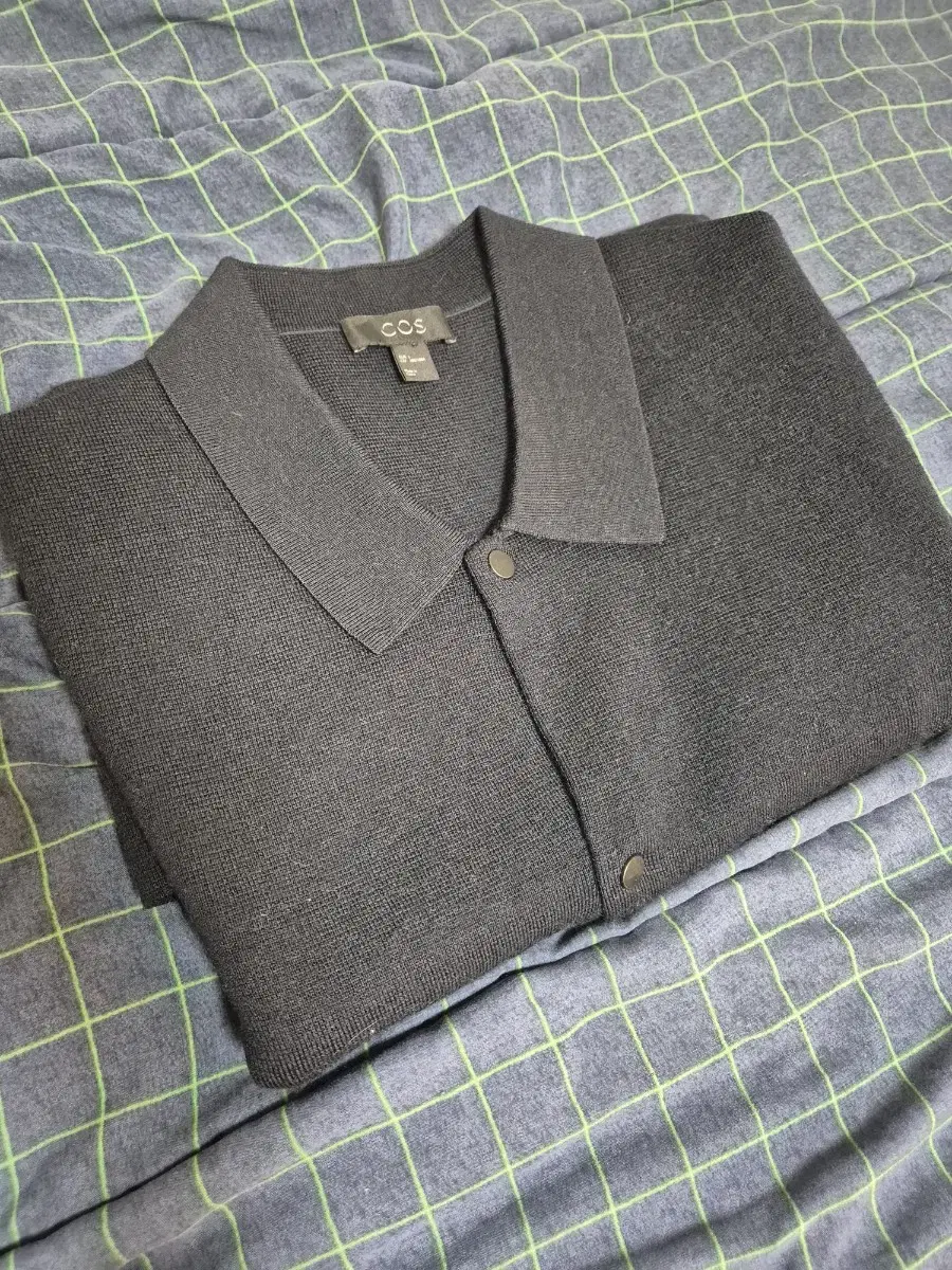 [Sell] COS Men's Cardigan L