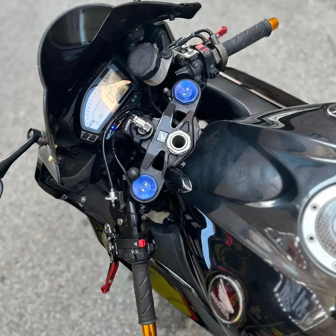 15년식 혼다 CBR1000RR 올블랙