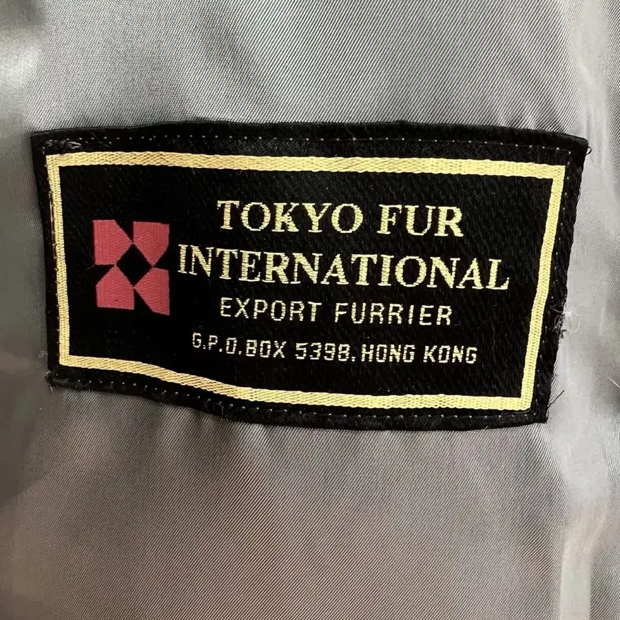 SAFURON TOKYOFUR 하이넥 블루아이리스 풀스킨 하프밍크코트