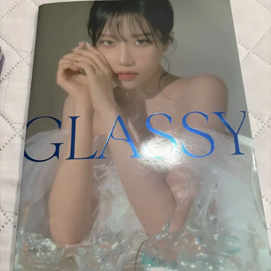 조유리 Glassy(글래시,글래씨) 앨범