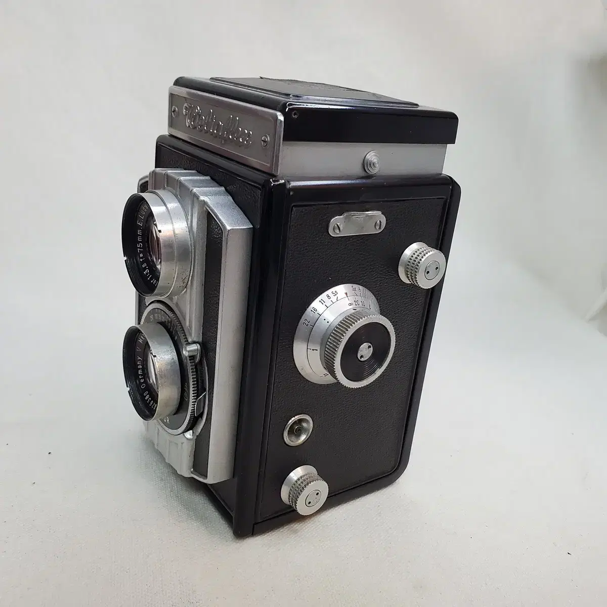 Weltaflex TLR 6x6 Camera