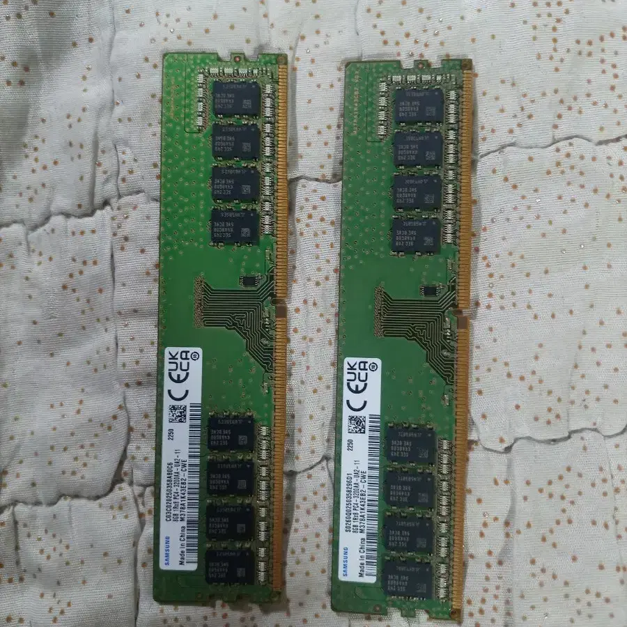 변색된 삼성 ddr4 3200AA 8gb