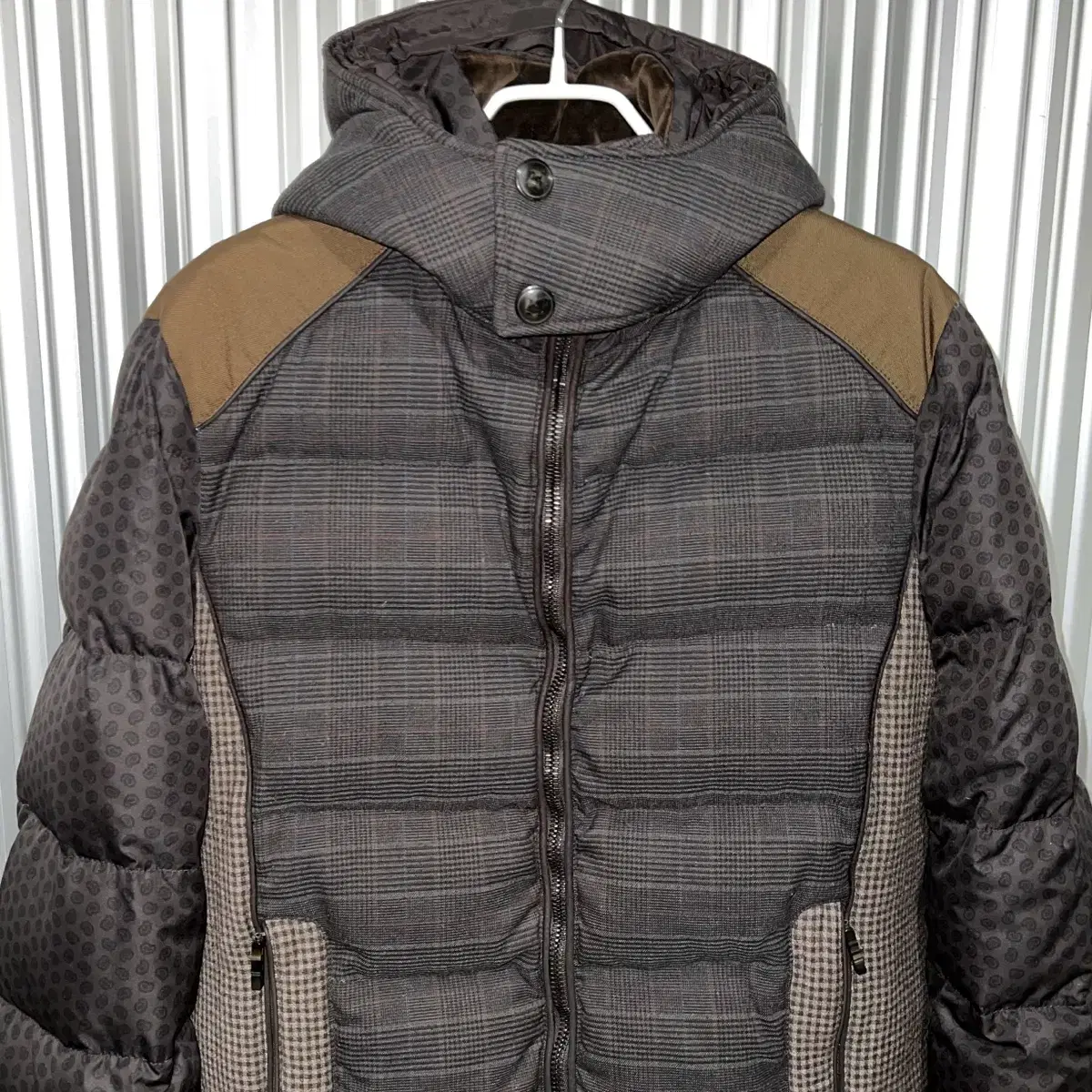 Etro puffer