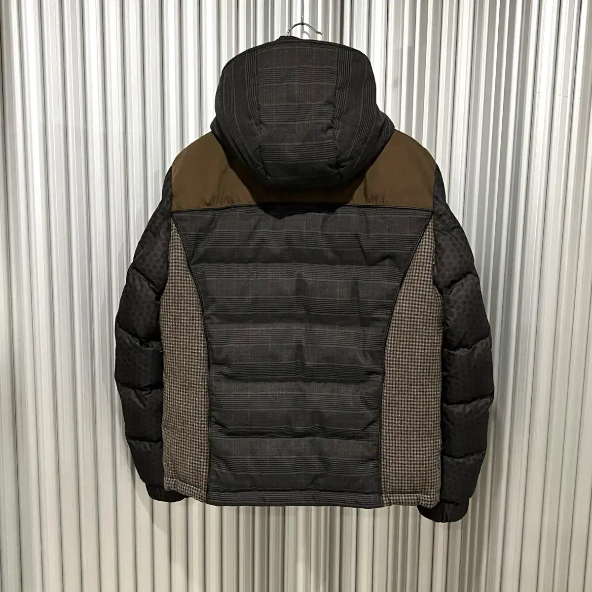 Etro puffer