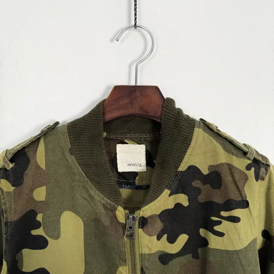 Moussy Camouflage cropped Jacket