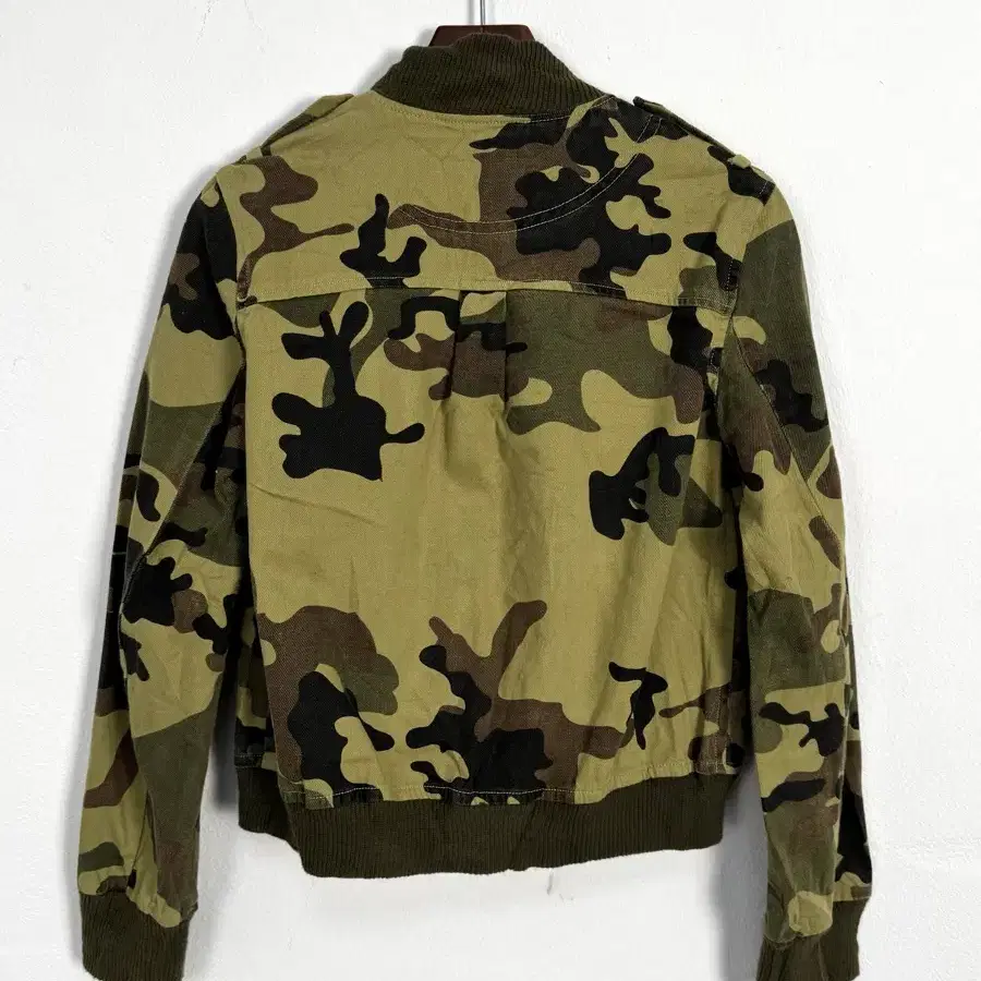 Moussy Camouflage cropped Jacket