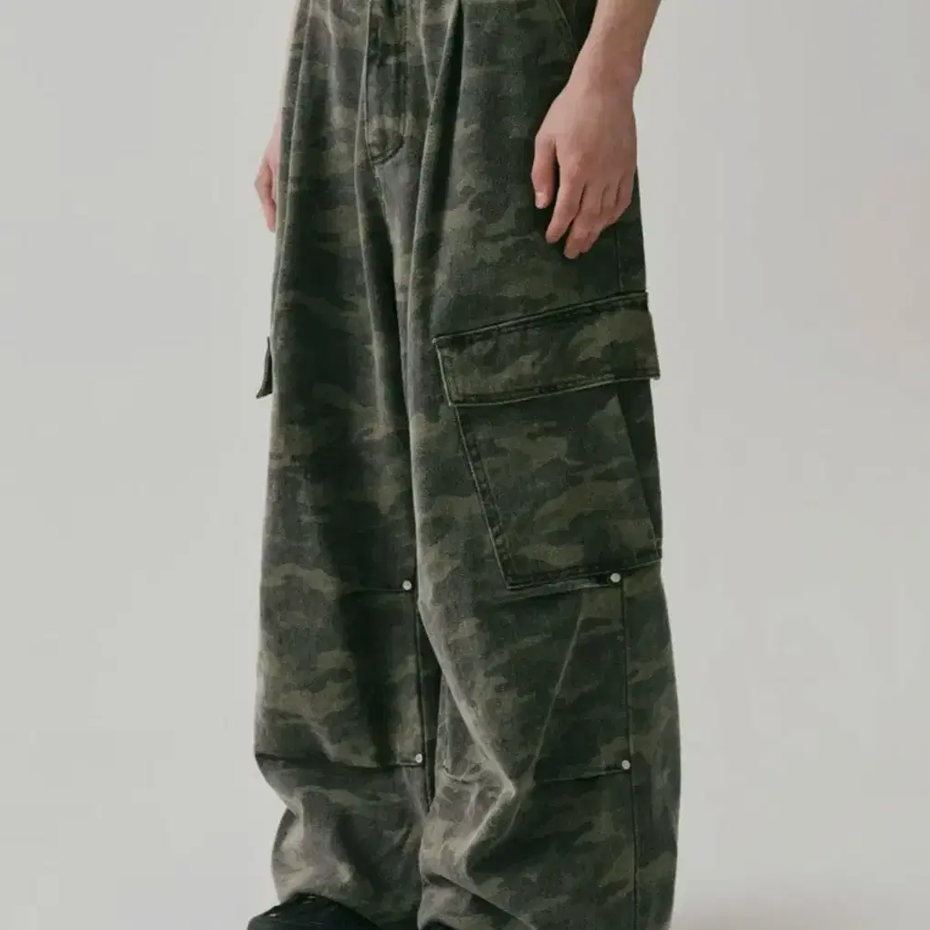 어반드레스 와이드 카고 팬츠 카모 Side Big Cargo Pants