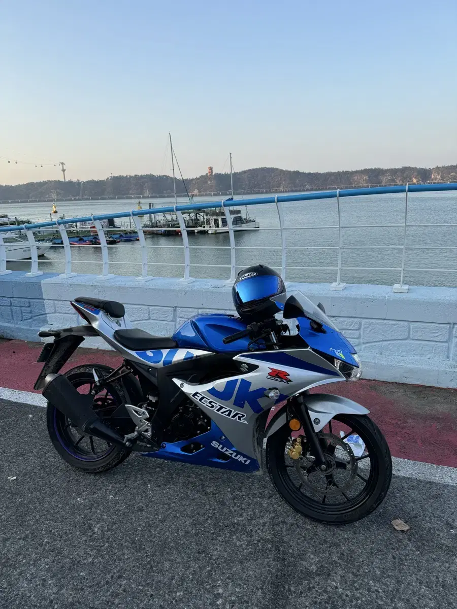 21년식 스즈키 gsx-r125 오토바이 판매