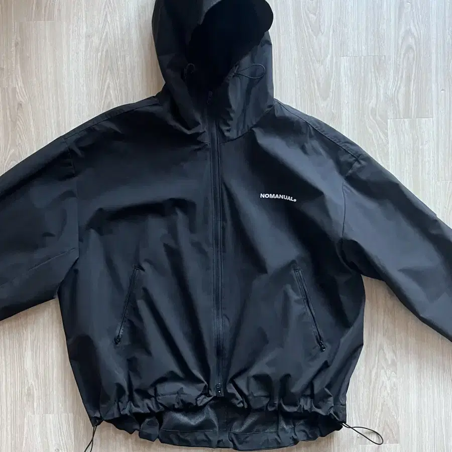 노매뉴얼 PENON WIND SHELL - BLACK L