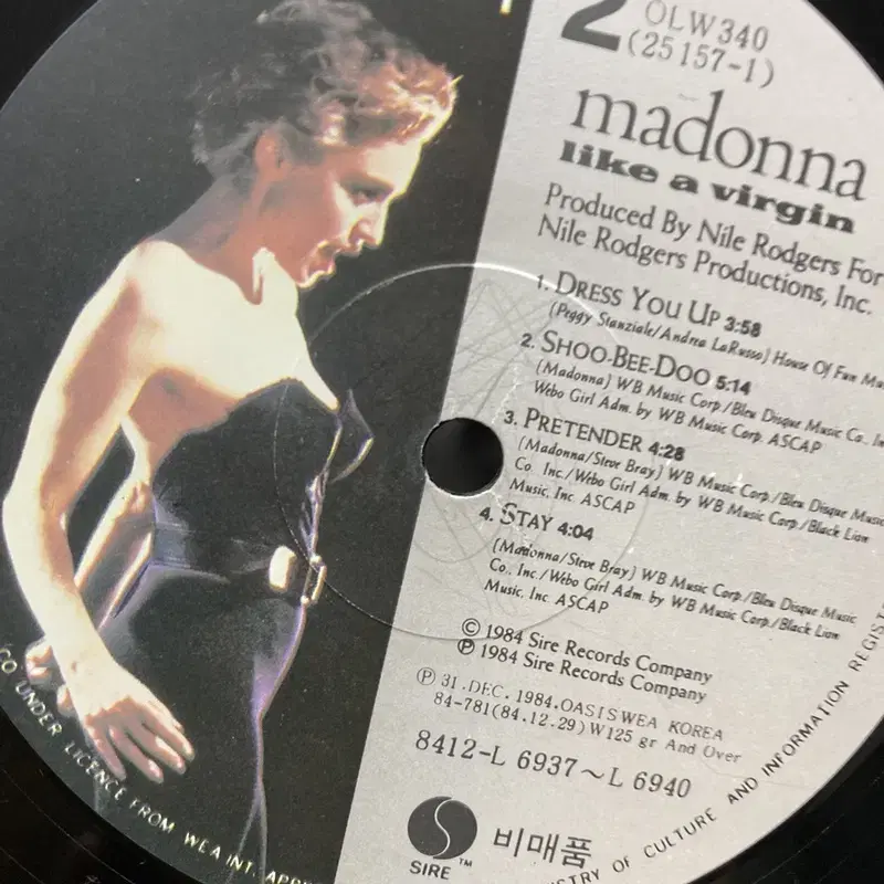 MADONNA   LP / AA6899