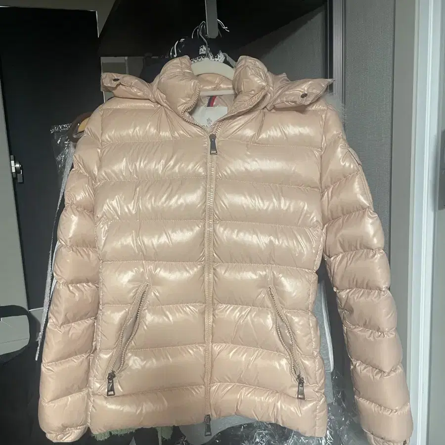 MONCLER BADYFUR 몽클레어 폭스퍼 다운 재킷 핑크