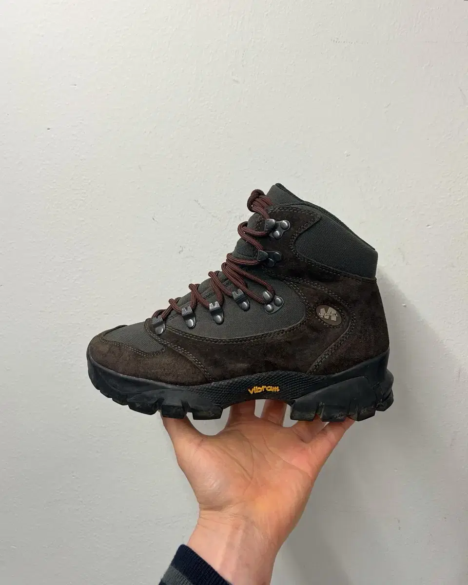 MERRELL 머렐 등산화 230-235