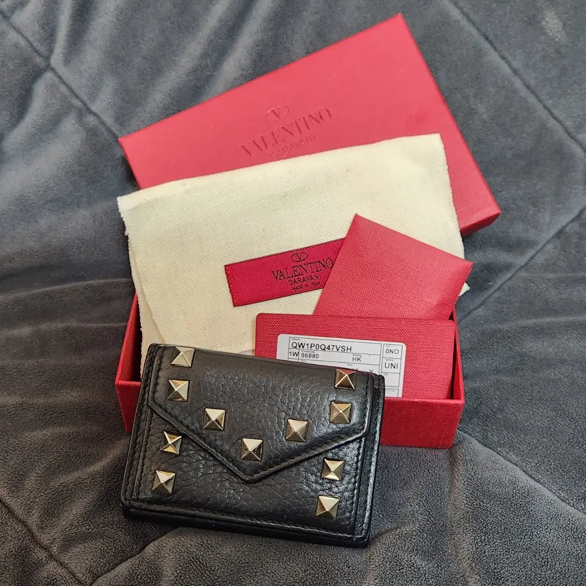 Valentino Rockstud Wallet